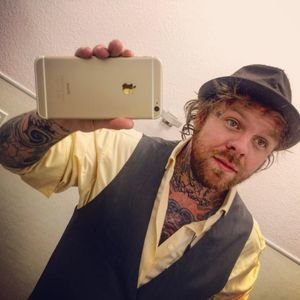 Meet your Posher, Chad